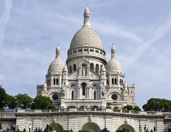 new paris walking tour